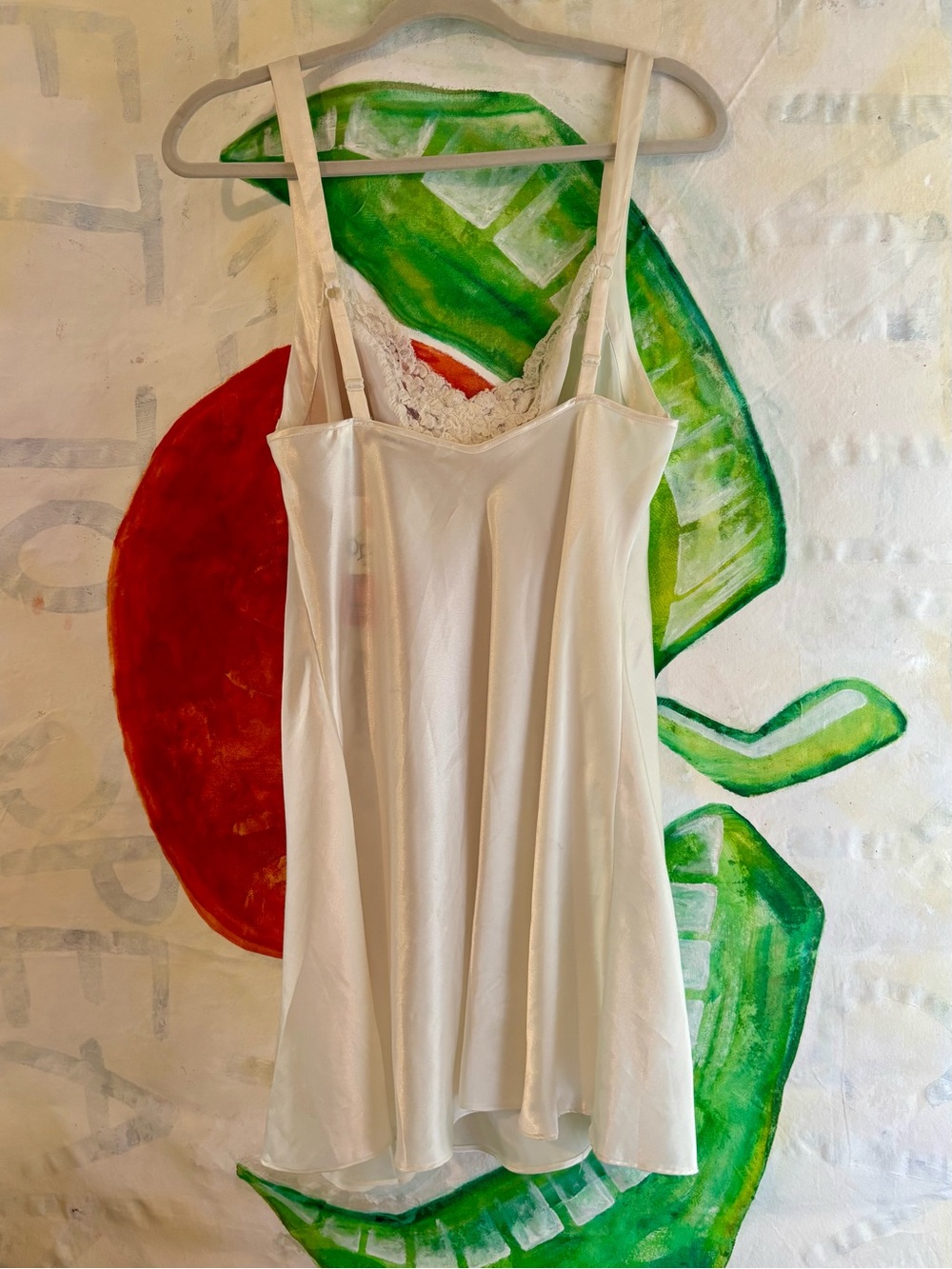 y2k Victoria's Secret Ivory Lace-Trim Silk Chemise - Picture 5 of 5